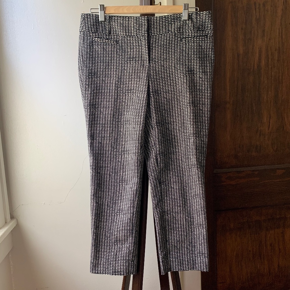 LOFT Marisa Cropped Black White Pattern Pants